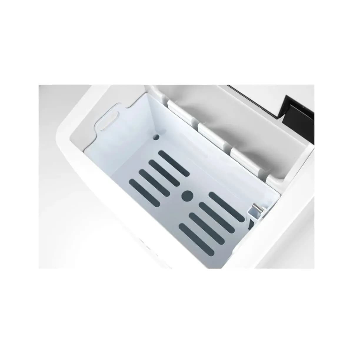 Masina profesionala cuburi gheata Arktic by Hendi, productivitate 12 kg/24 ore, stoc de rezerva 3,2 kg (100 cuburi gheata)