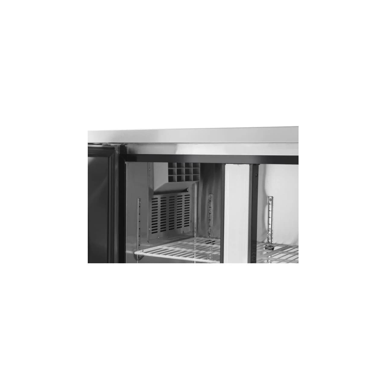 Masa frigorifica profesionala ARKTIC by Hendi Kitchen Line cu 2 usi 220 L 1200x600x(H)850 mm Inox -2/8?C 300 W 2 rafturi 390x428mm incluse, Clasa energetica B